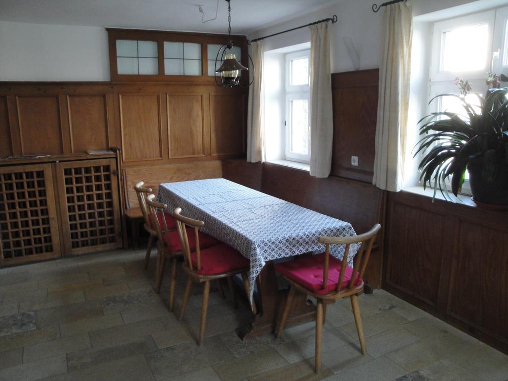 Bed & Kitchen Burgau Apartment Luaran gambar