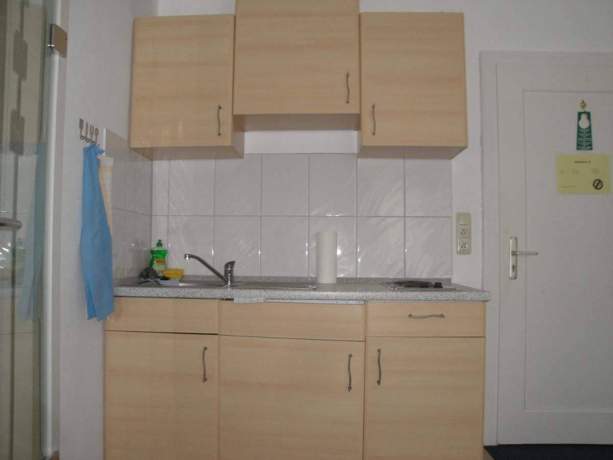 Bed & Kitchen Burgau Apartment Bilik gambar